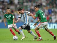 LOL直播-精彩回顾：较量激烈的足球比赛精彩瞬间的简单介绍