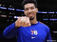 IM竞技-黄蜂绝杀爵士，丹尼·格林完成帽子戏法的简单介绍