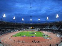 IM电竞下载-绿茵与硬木，跨越运动的巅峰对决启示录