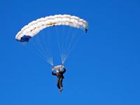 IM电竞APP-跨界主宰，从NBA火箭射落雄鹿，到德甲争冠战爱德华兹的接管艺术