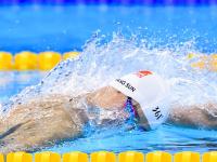 IM电竞官网首页-羽坛巅峰对决，石宇奇统治全场，法国队鏖战韩国队展团队韧性