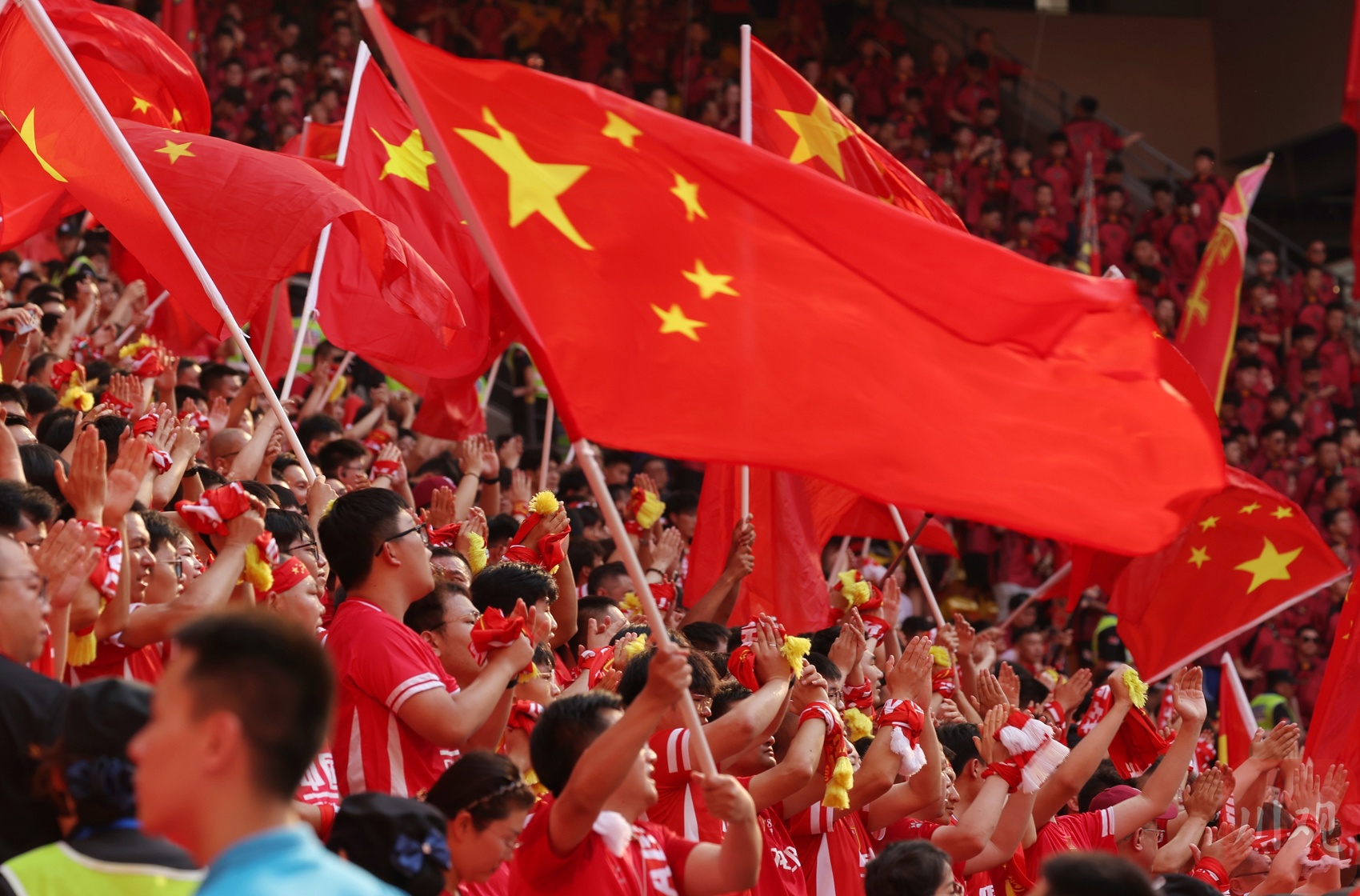 国际足球赛事，中国队攻入制胜一球