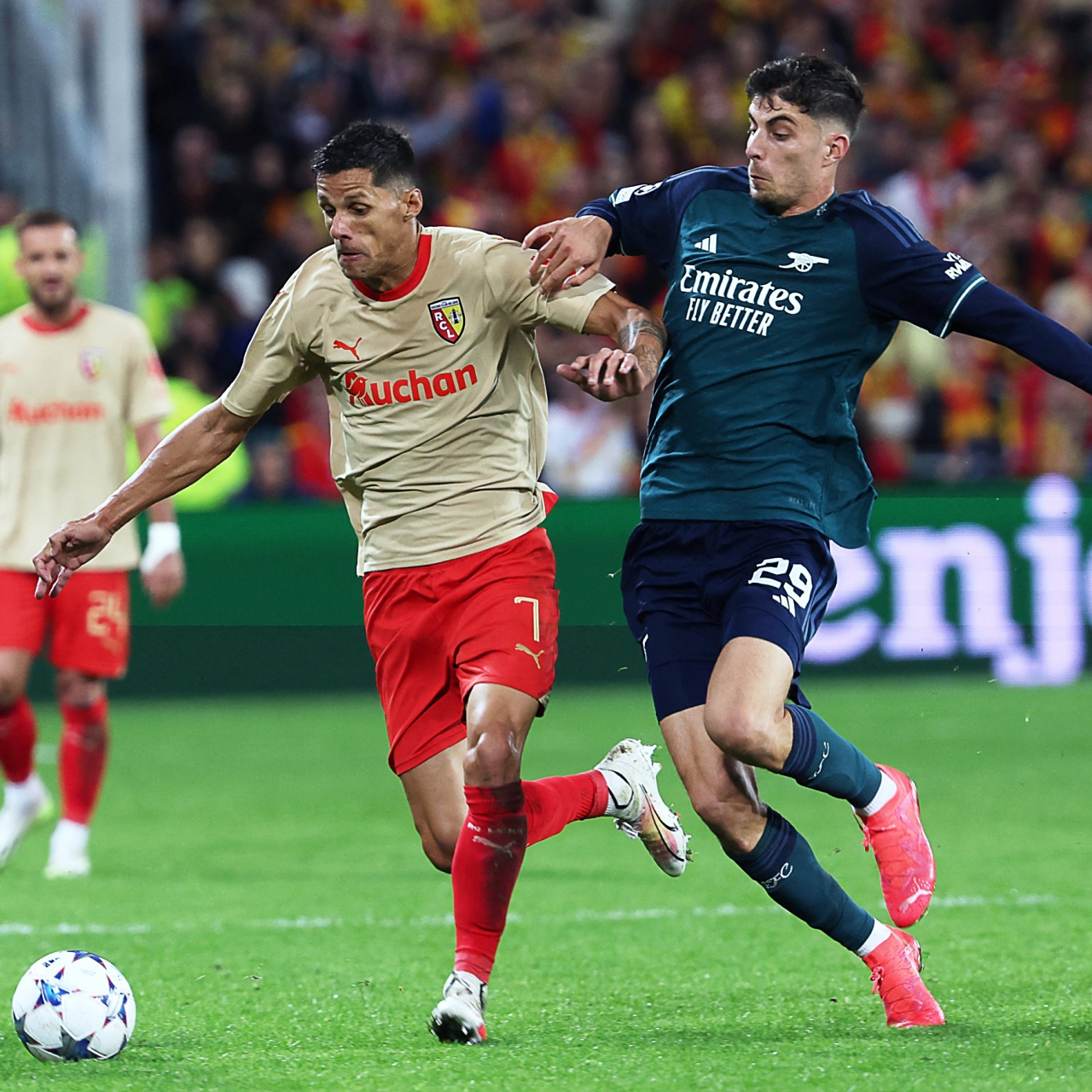 包含阿森纳客场取胜，欧冠之路更加广阔的词条