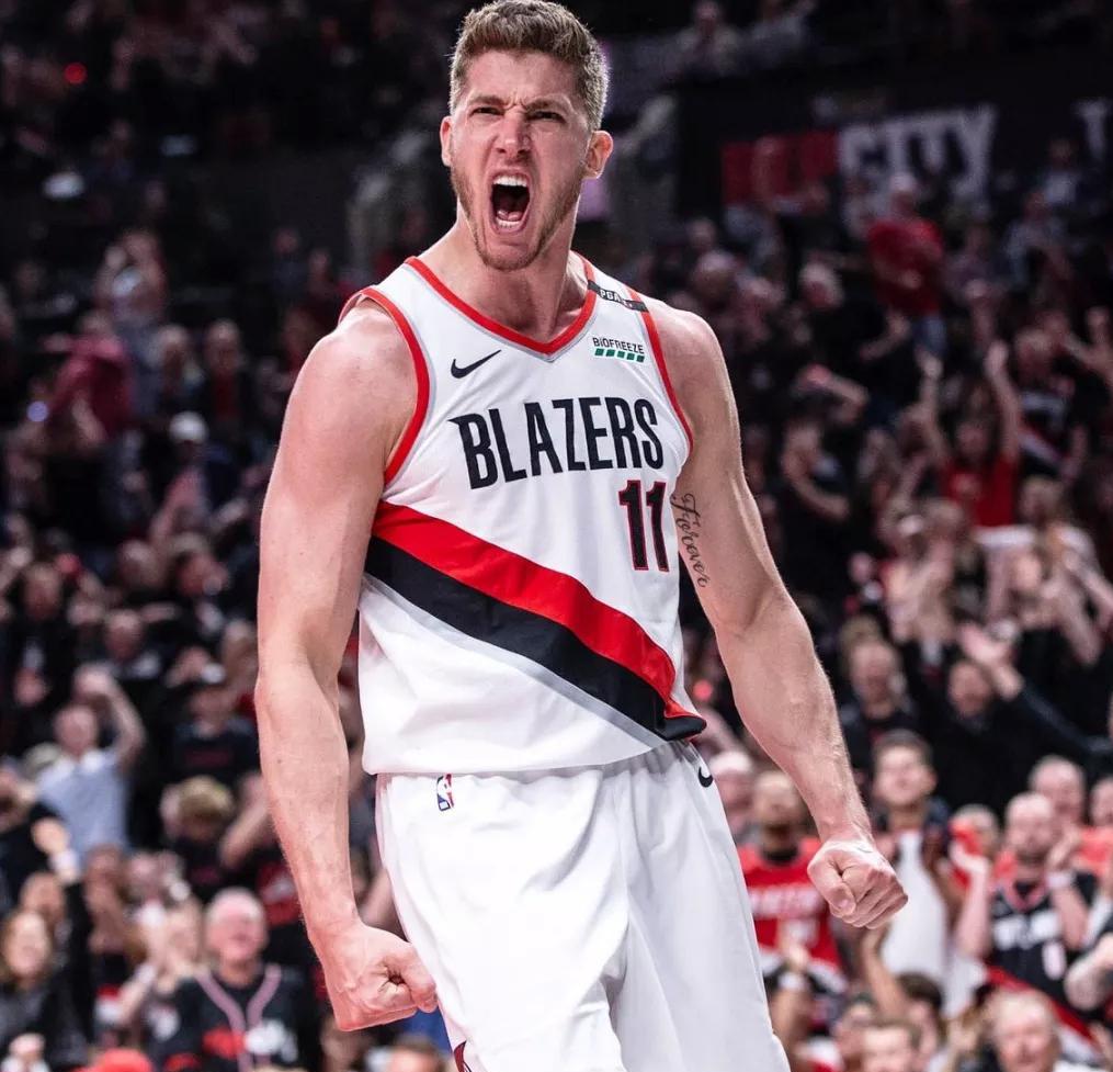 雄鹿强势勇士，伦纳德惊艳世界